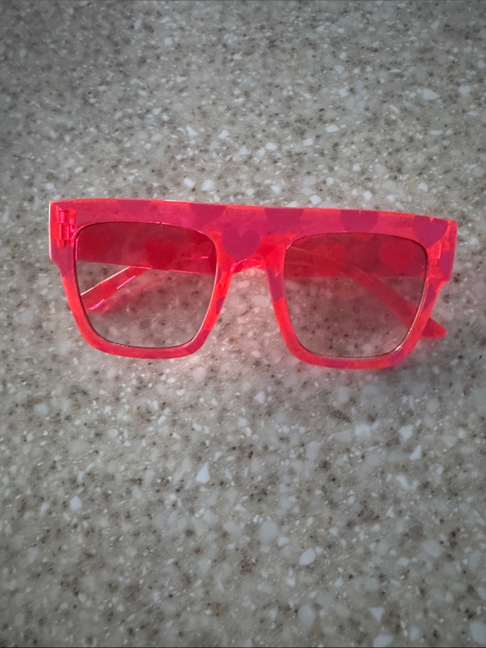 Kids Pink Heart Pattern Sunglasses